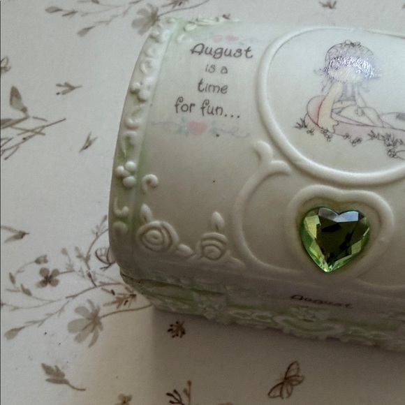 August Time for Fun Decorative Box - Picture 14 of 14